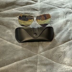 Diff Eyewear Maeve Aviator Sunglasses